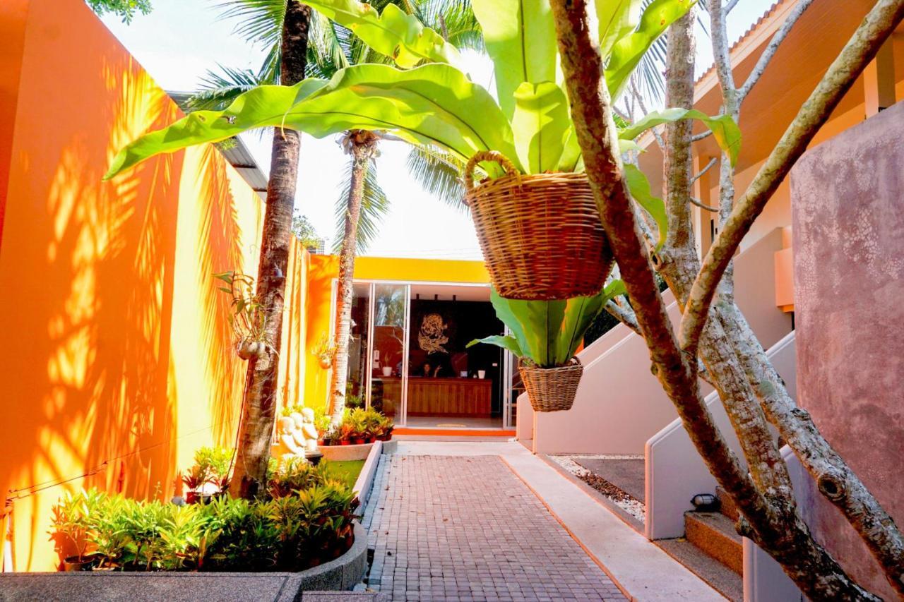 Signature Phuket Resort Chalong Esterno foto