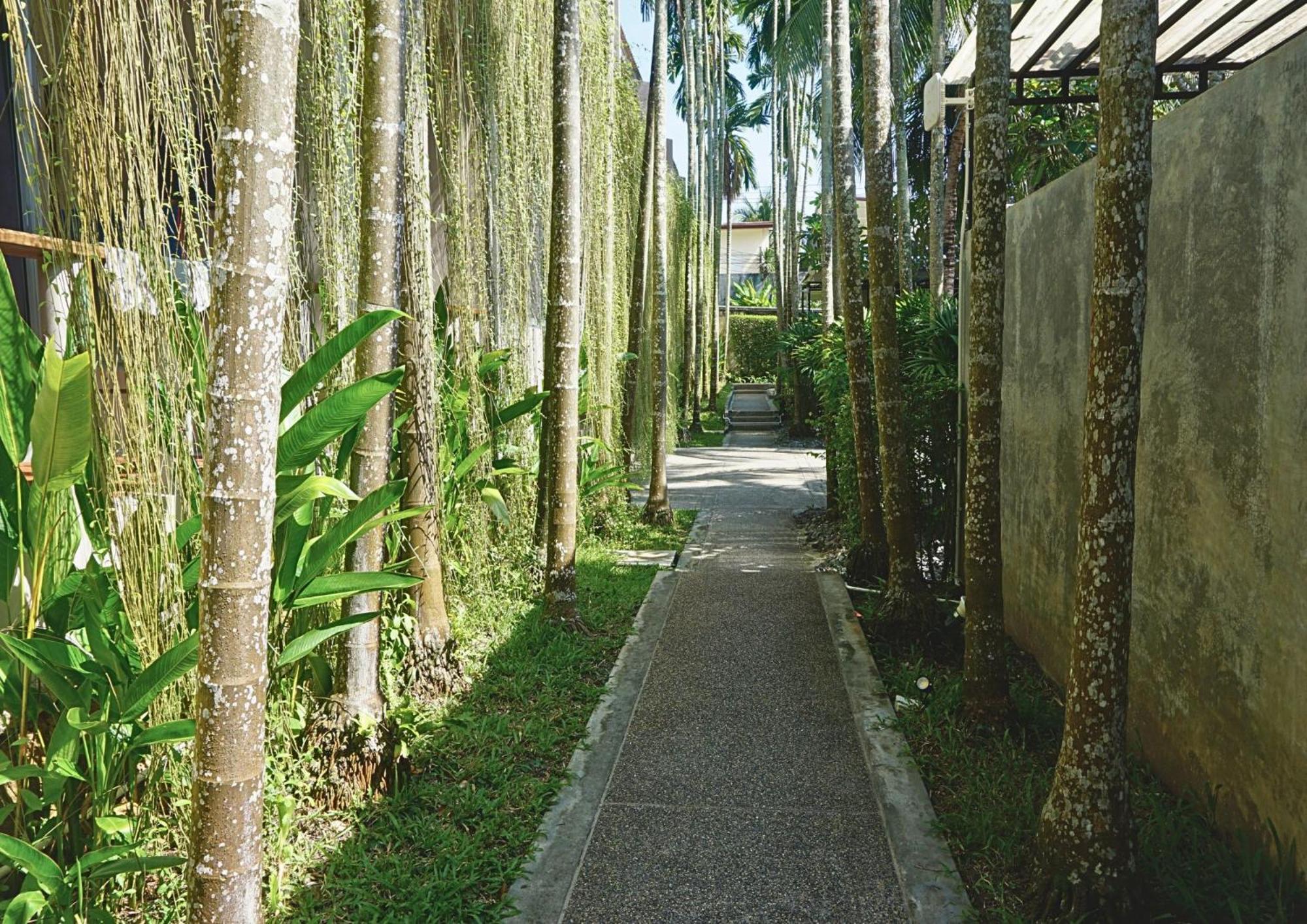 Signature Phuket Resort Chalong Esterno foto