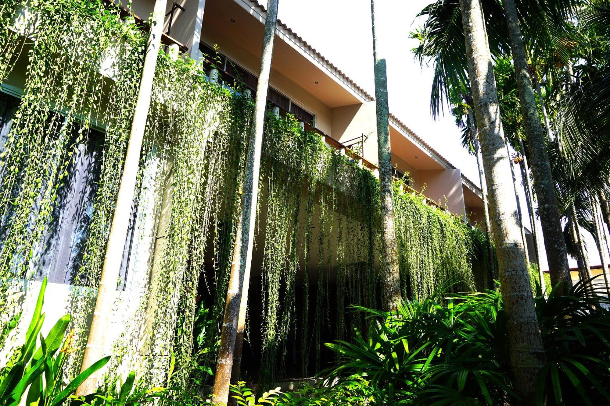 Signature Phuket Resort Chalong Esterno foto