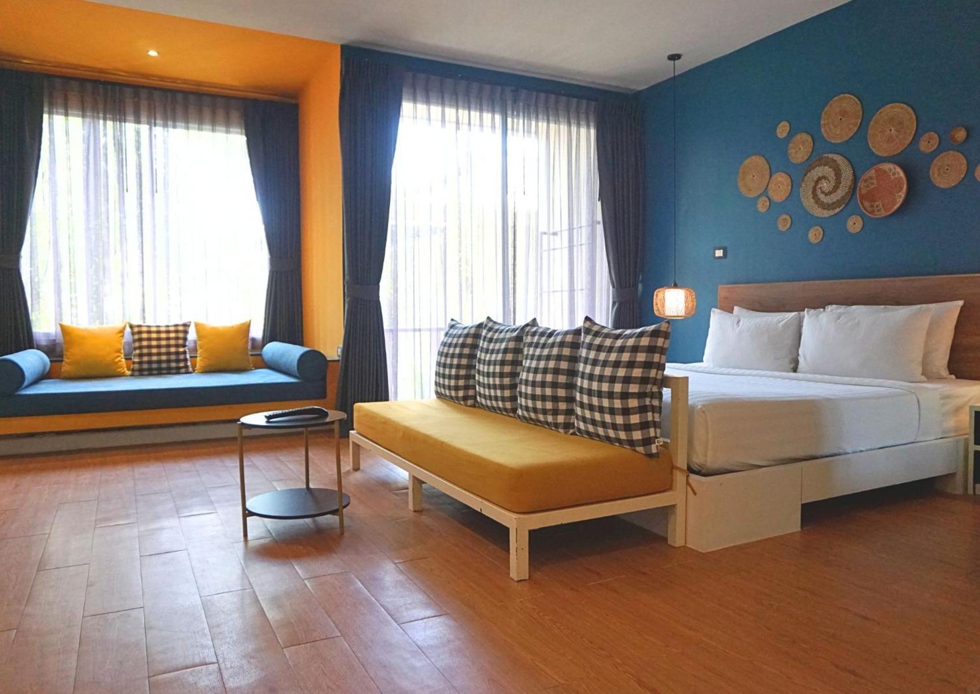 Signature Phuket Resort Chalong Esterno foto