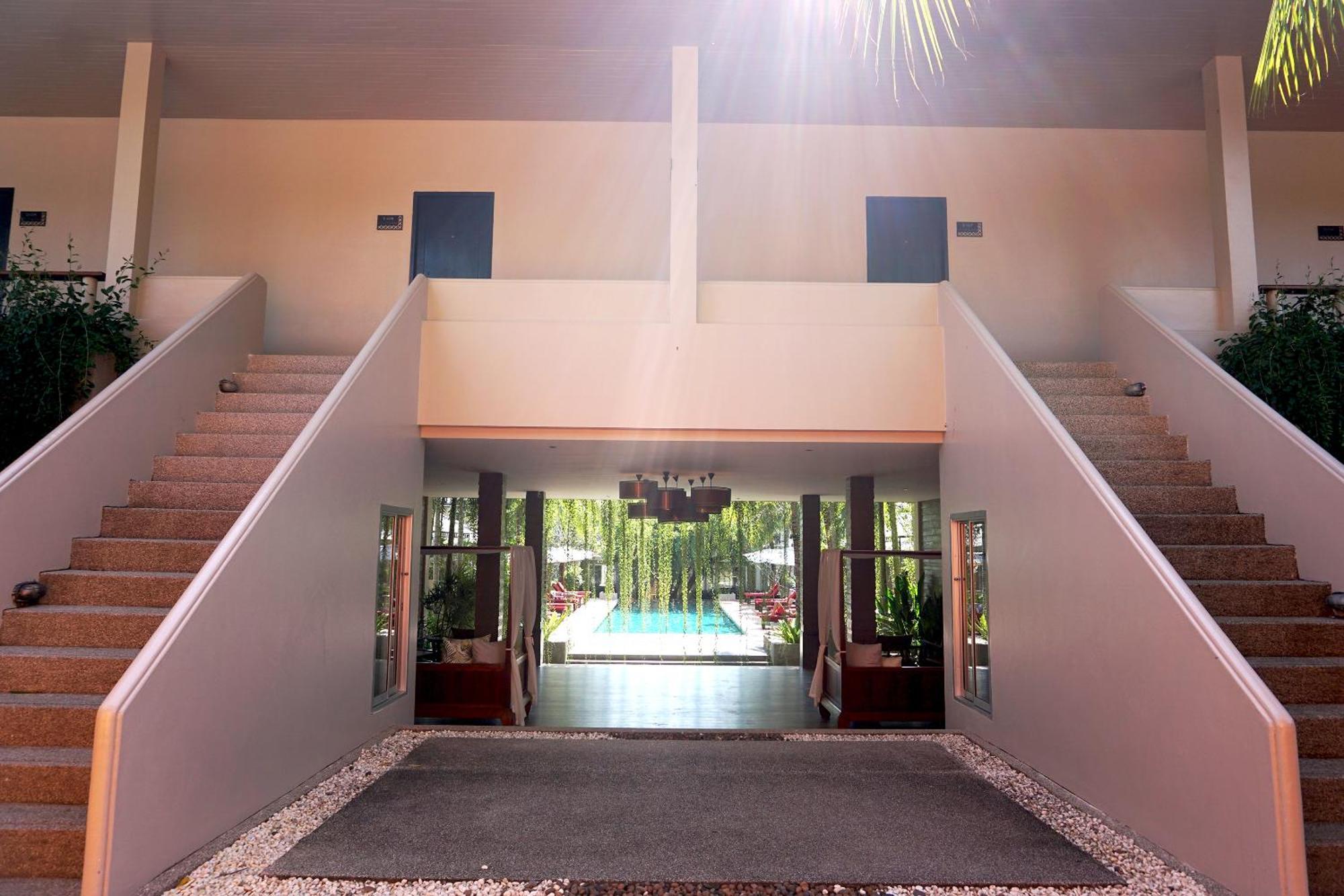 Signature Phuket Resort Chalong Esterno foto