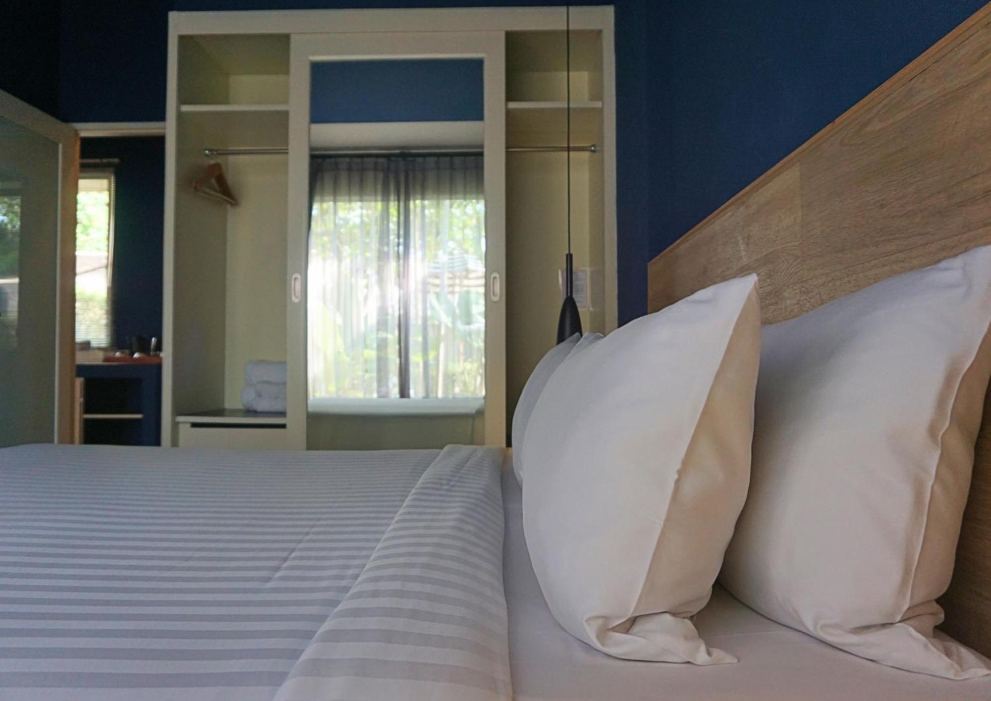 Signature Phuket Resort Chalong Esterno foto